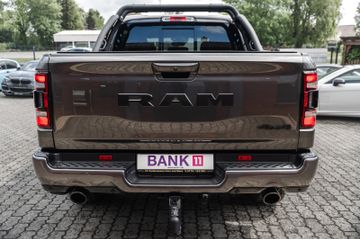 Dodge RAM - 8