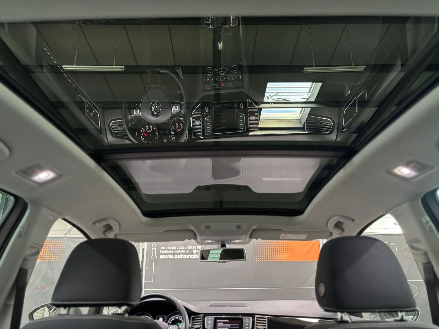 Fahrzeugabbildung Volkswagen Golf Sportsvan 1.4 TSI Highline#Bi-Xenon#Pano