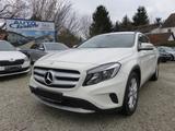 Mercedes-Benz GLA 180 1.6 Business SH, Navi - Mercedes-Benz GLA 180: Limousine