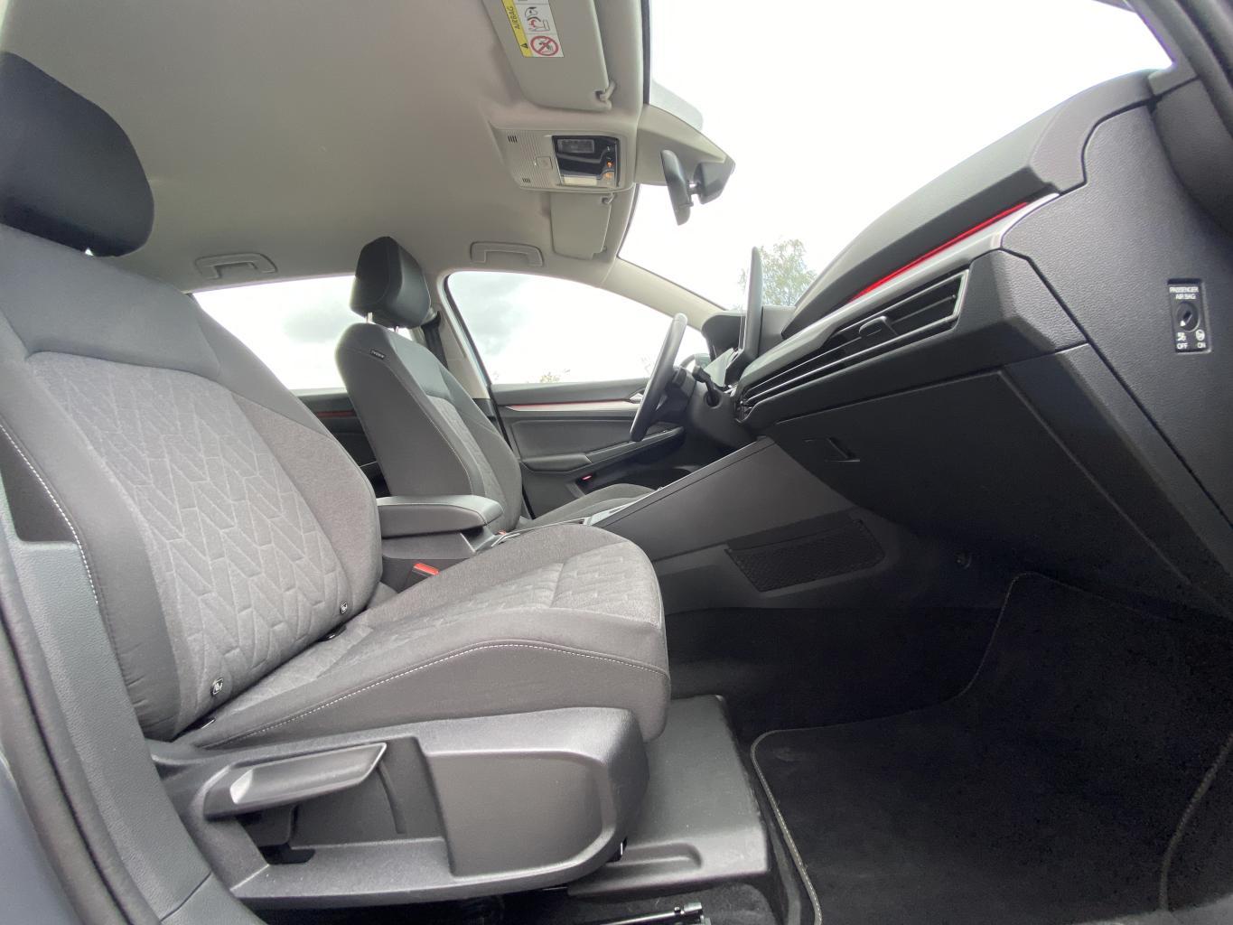 Volkswagen Golf Variant 1.5 eTSI DSG LIFE AHK+APP-CONNECT+A, миниатюра 20