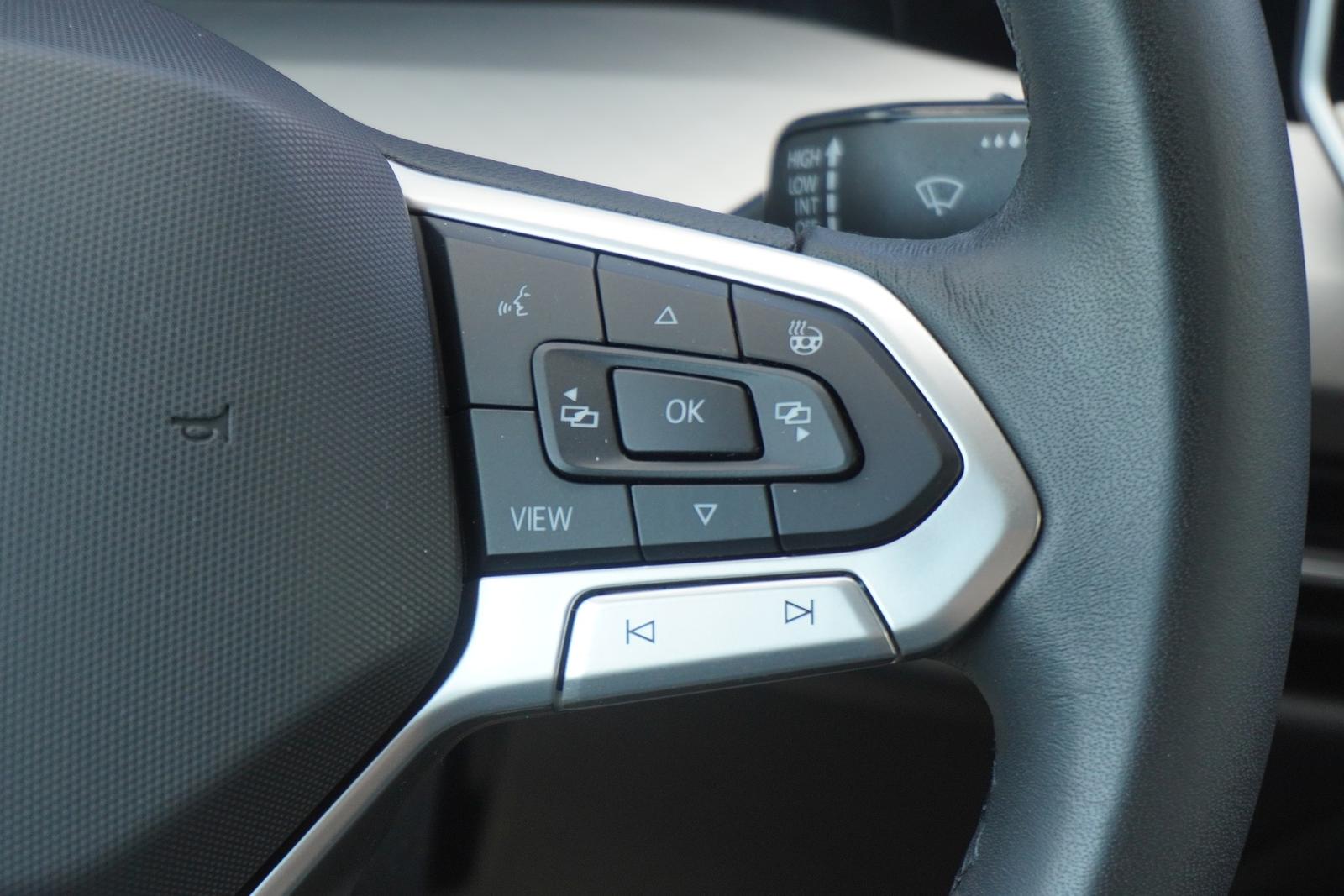 Volkswagen Golf VIII 1.5 TSI Life LED ACC Android Apple PDC, миниатюра 21