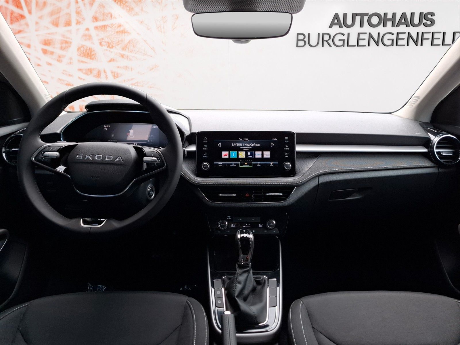 Fahrzeugabbildung SKODA Fabia Selection ! LED ! beh. Lenkrad !