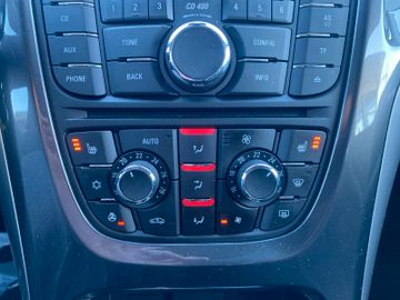 Bild 16 Opel Astra J Lim. 4-trg. Inno*AT*KLIMAAUTO*XENON*SHZ*