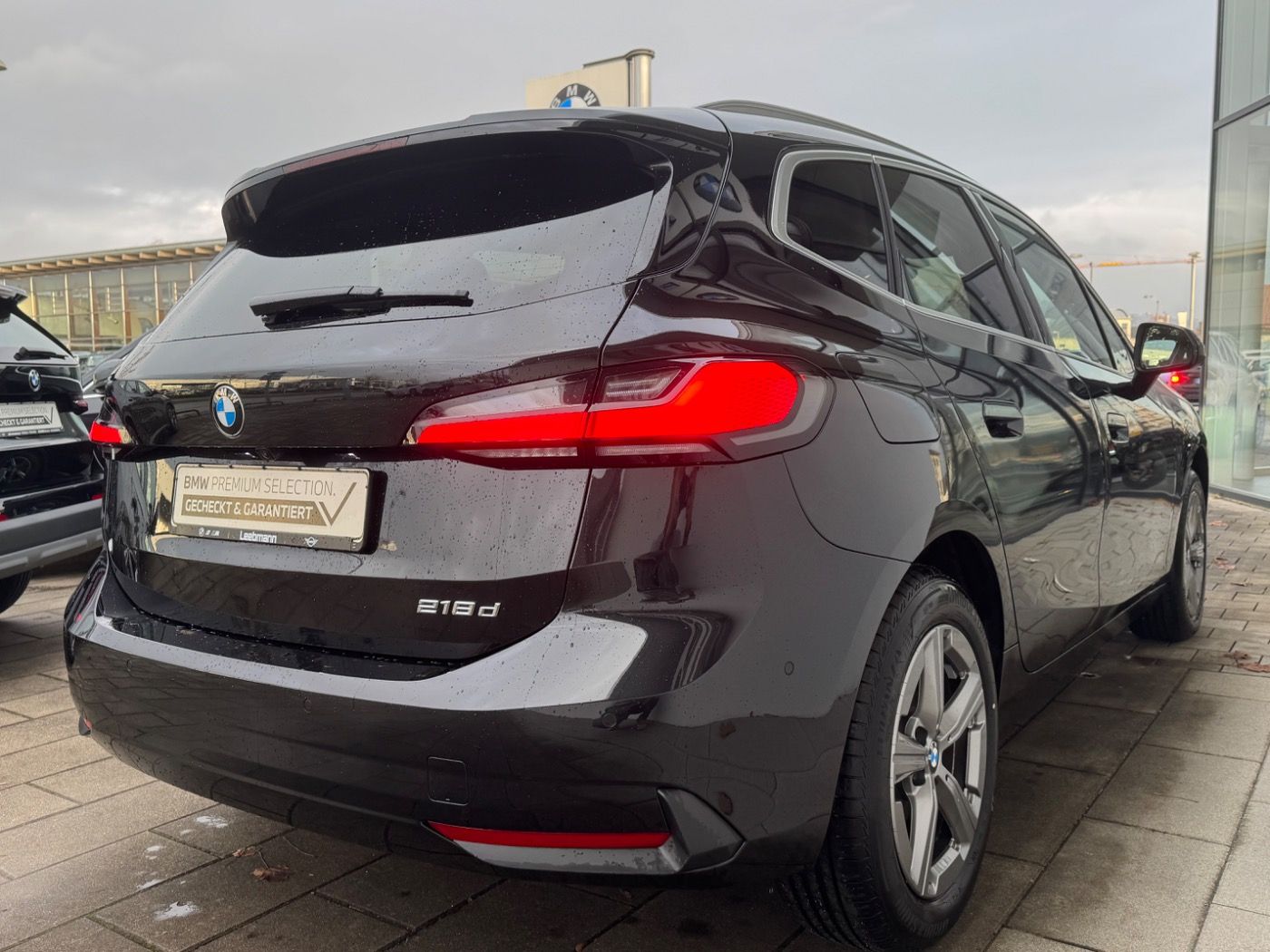 Fahrzeugabbildung BMW 218d Active Tourer AHK/HeadUp/360/AktivSitz