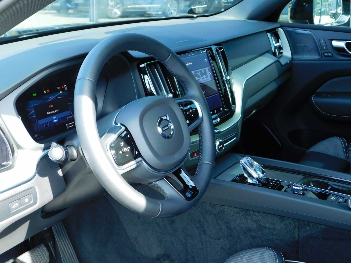 Fahrzeugabbildung Volvo XC60 T6 AWD Plus Black Edition '21'-Zoll, ACC, H