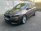 BMW Gran Tourer 216d 7 sitze - BMW 216 Gran Tourer in Duisburg
