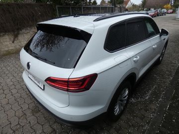 Volkswagen Touareg - 6