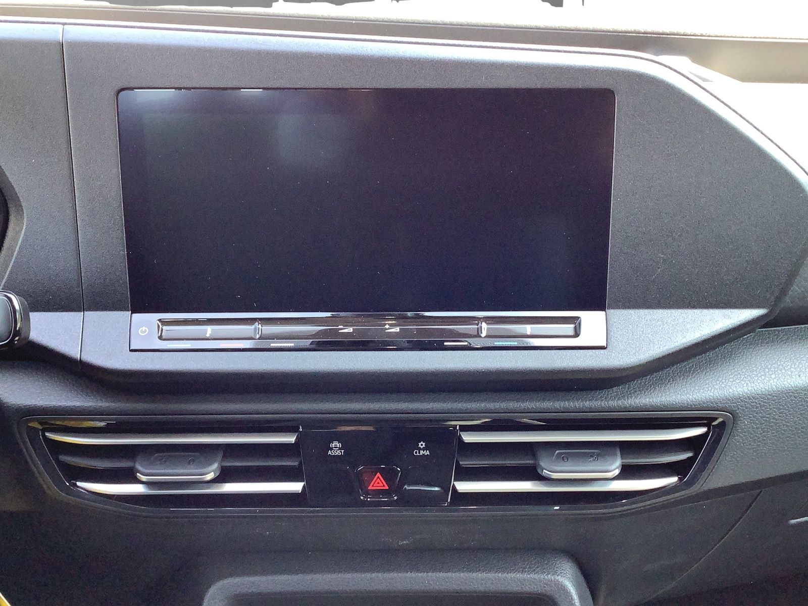 Fahrzeugabbildung Volkswagen Caddy TDI Life LED NAVI PDC GRA REAR VIEW