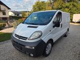 Opel Vivaro - gebrauchte Opel Vivaro aus dem Jahr 2005