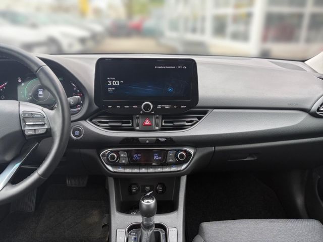 Fahrzeugabbildung Hyundai i30 1.0 Benzin 7-DCT (48V) TREND +KLIMA+NAVI+UVM