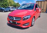 Mercedes-Benz B 220 d DCT Urban Urban - rote Mercedes-Benz B 220