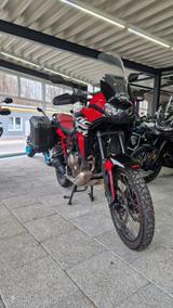 Honda CRF1100A  Africa Twin SD08 - Honda Motorräder in Dresden