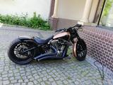 Harley-Davidson Breakout FXSB - Motorräder in Berlin