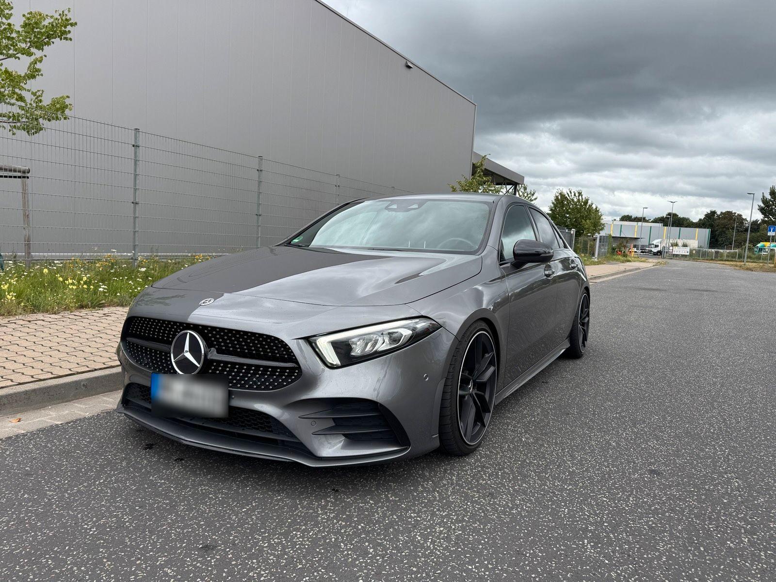 Mercedes-Benz A 220