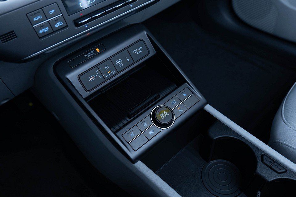 Fahrzeugabbildung Hyundai KONA Hybrid TREND Assi