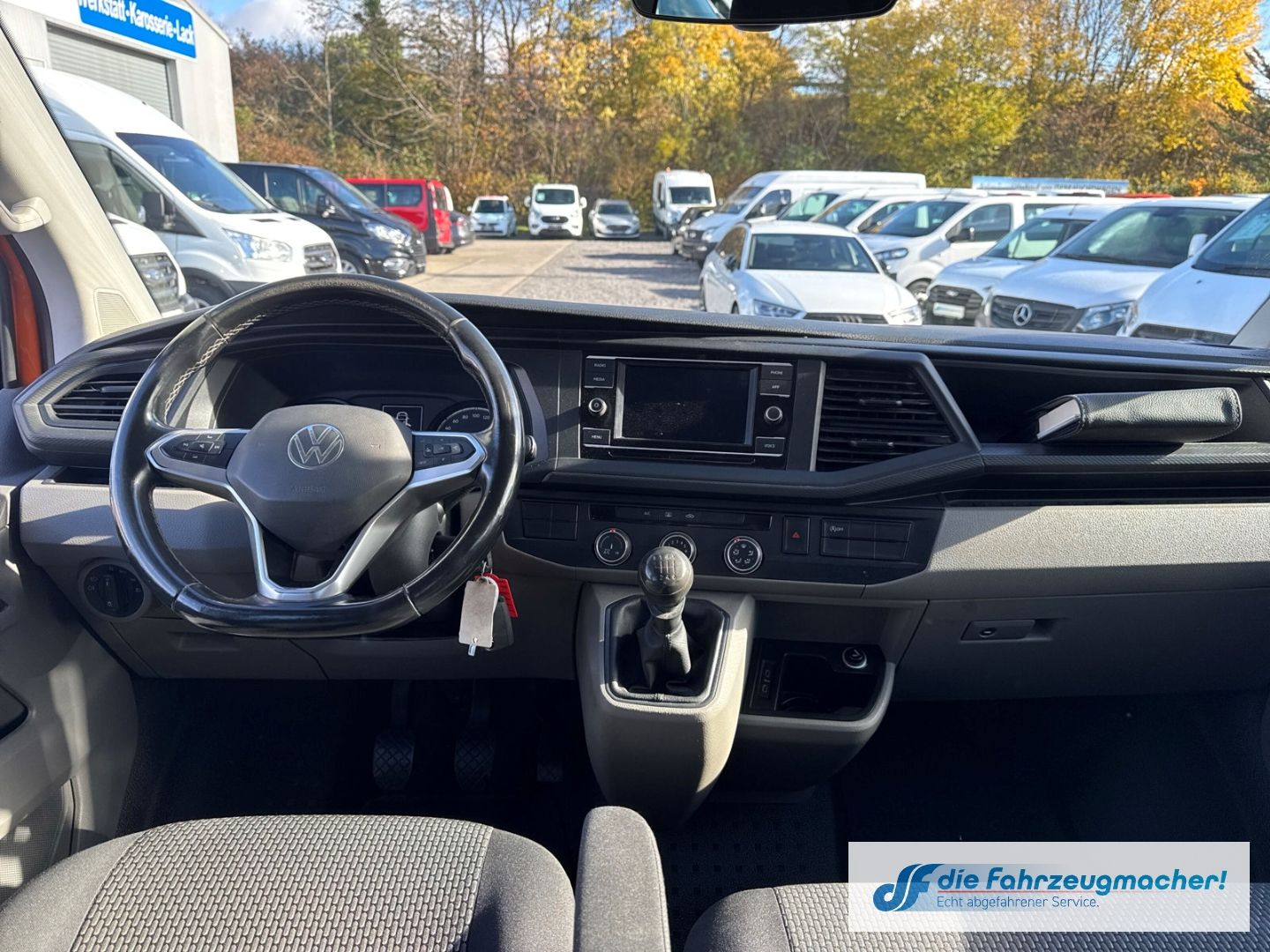 Fahrzeugabbildung Volkswagen Transporter T6.1 Pritsche 150PS Doppelkabine lan