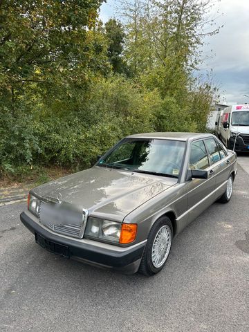 Mercedes-Benz Mercedes Benz 190 1,8