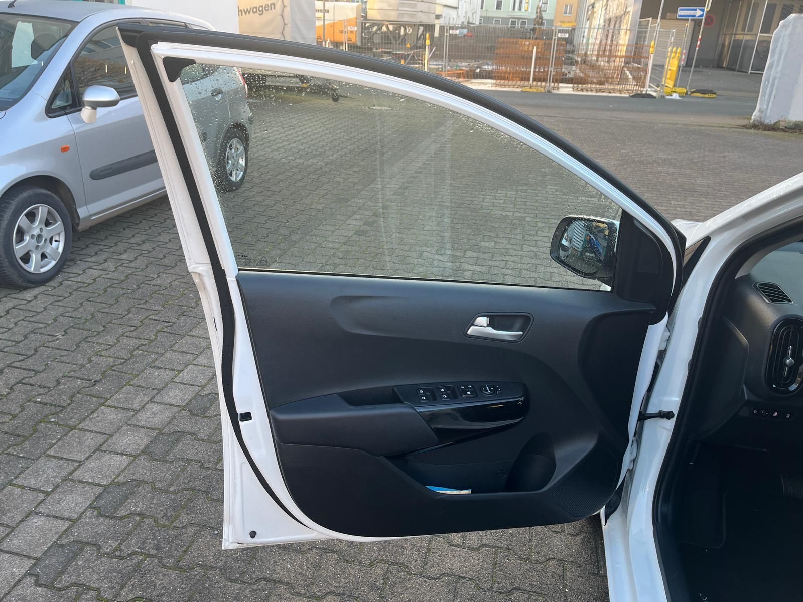 Fahrzeugabbildung Kia Picanto Vision Navi Autom.