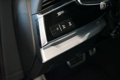 AUDI SQ7 TFSI | B&O | HuD | Pano | Laser | 7-Sitze AUDI SQ7 TFSI | B&O | HuD | Pano | Laser | 7-Sitze