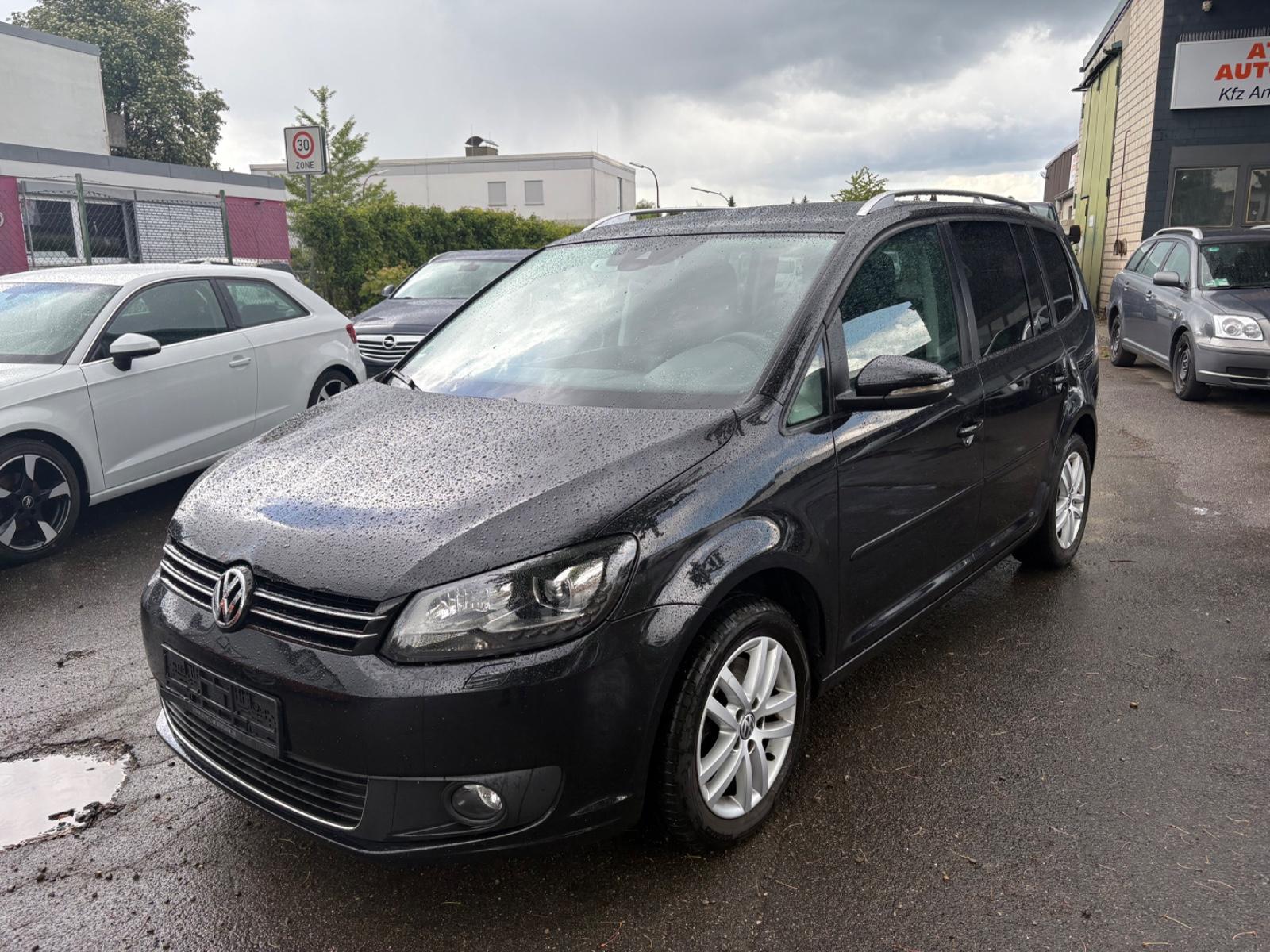 Volkswagen Touran Pano AHK Xenon Navi
