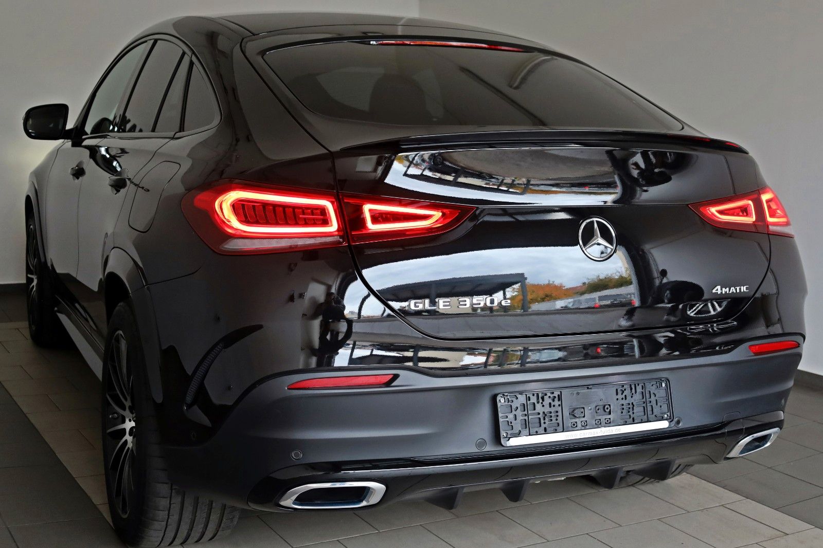 Fahrzeugabbildung Mercedes-Benz GLE 350e 4M Coupe,AMG,Night-P.,360Kamera,AHK +WR