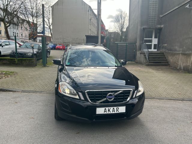 Volvo XC60 Kinetic  2.4 D AWD