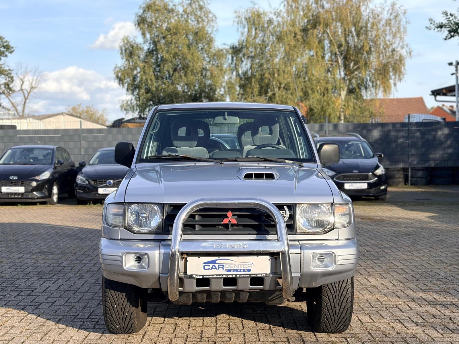 Mitsubishi Pajero 2004 — engine 2.477 cm³, 116 HP (85kW)