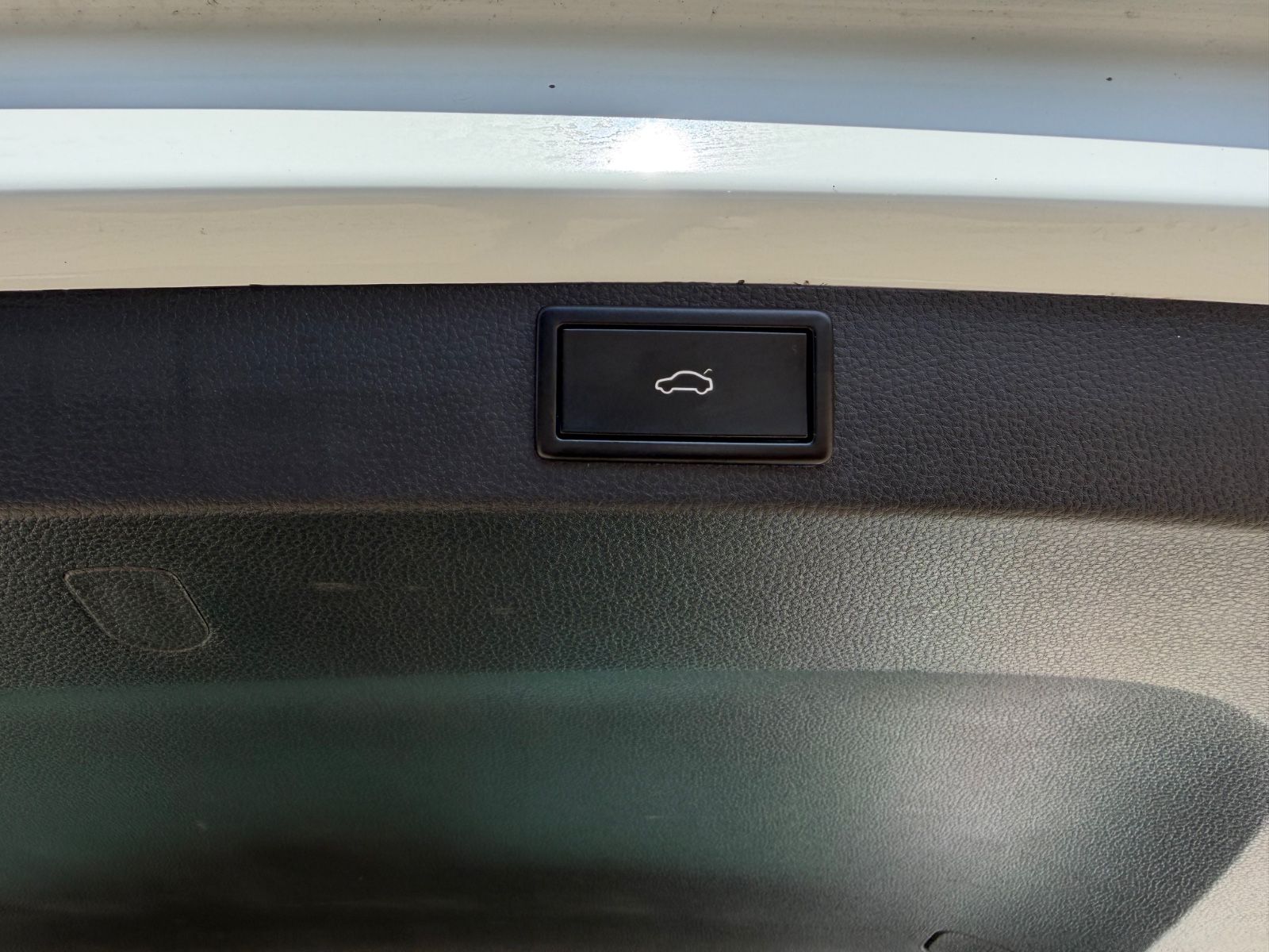 Fahrzeugabbildung SKODA Karoq 2.0 TDI Style°4x4°AHK°DSG°Pano°LED°Kamera°