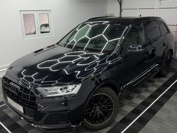 Audi Q7 - 4