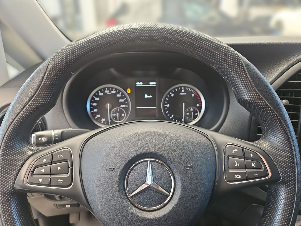 Fahrzeugabbildung Mercedes-Benz Vito 116 Kasten lang 3 Sitze Klima DAB GRA