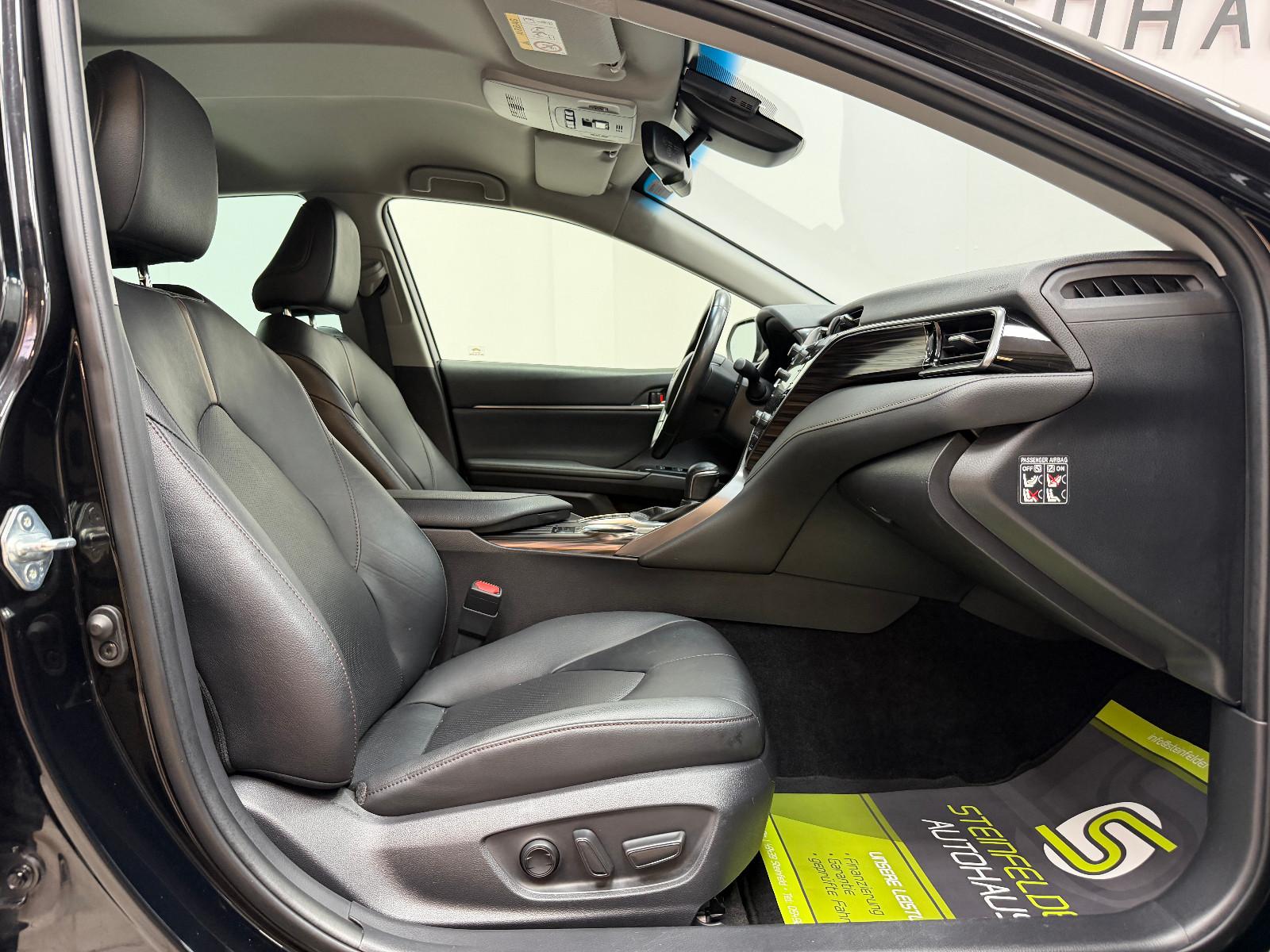 Toyota Camry Hybrid Executive/Navi/R-Kamera/Spurhalte/