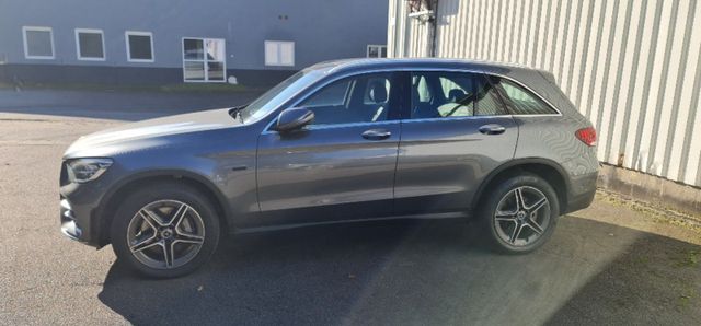 Mercedes-Benz GLC 300 de 4Matik 9G-Tronic ...