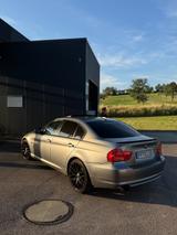 BMW 320i - BMW 320 aus 2010: 320i
