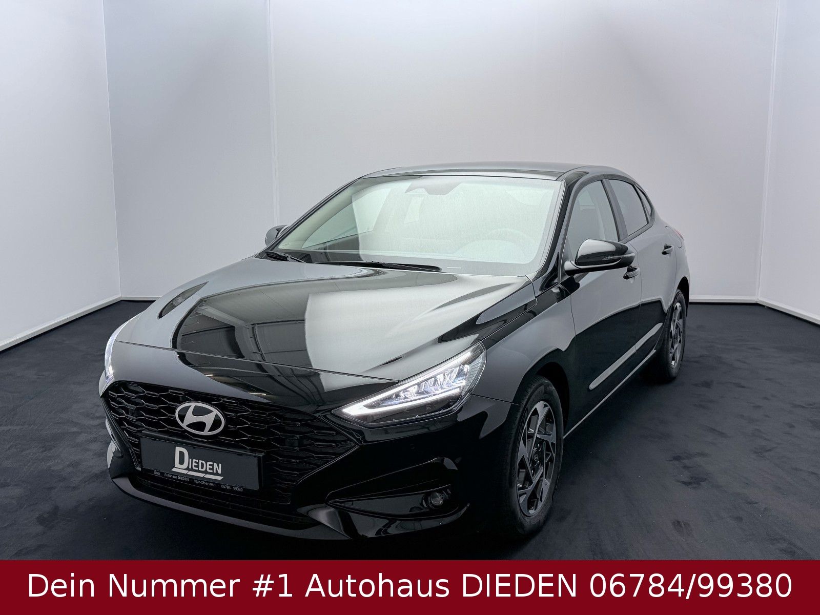 Gebrauchtwagen Hyundai i30 i30 Fastback KAMERA + LED + CARPLAY in Idar-Oberstein
