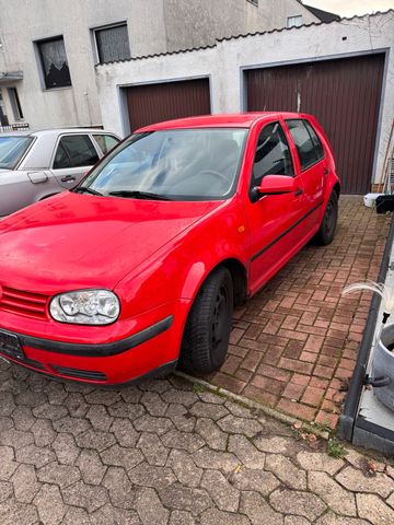 Volkswagen Golf 4  Benzin 1,4L