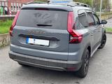 Dacia Jogger Extreme+ TCe 100 + Zubehör + 7 Sitz - Dacia Jogger von privat