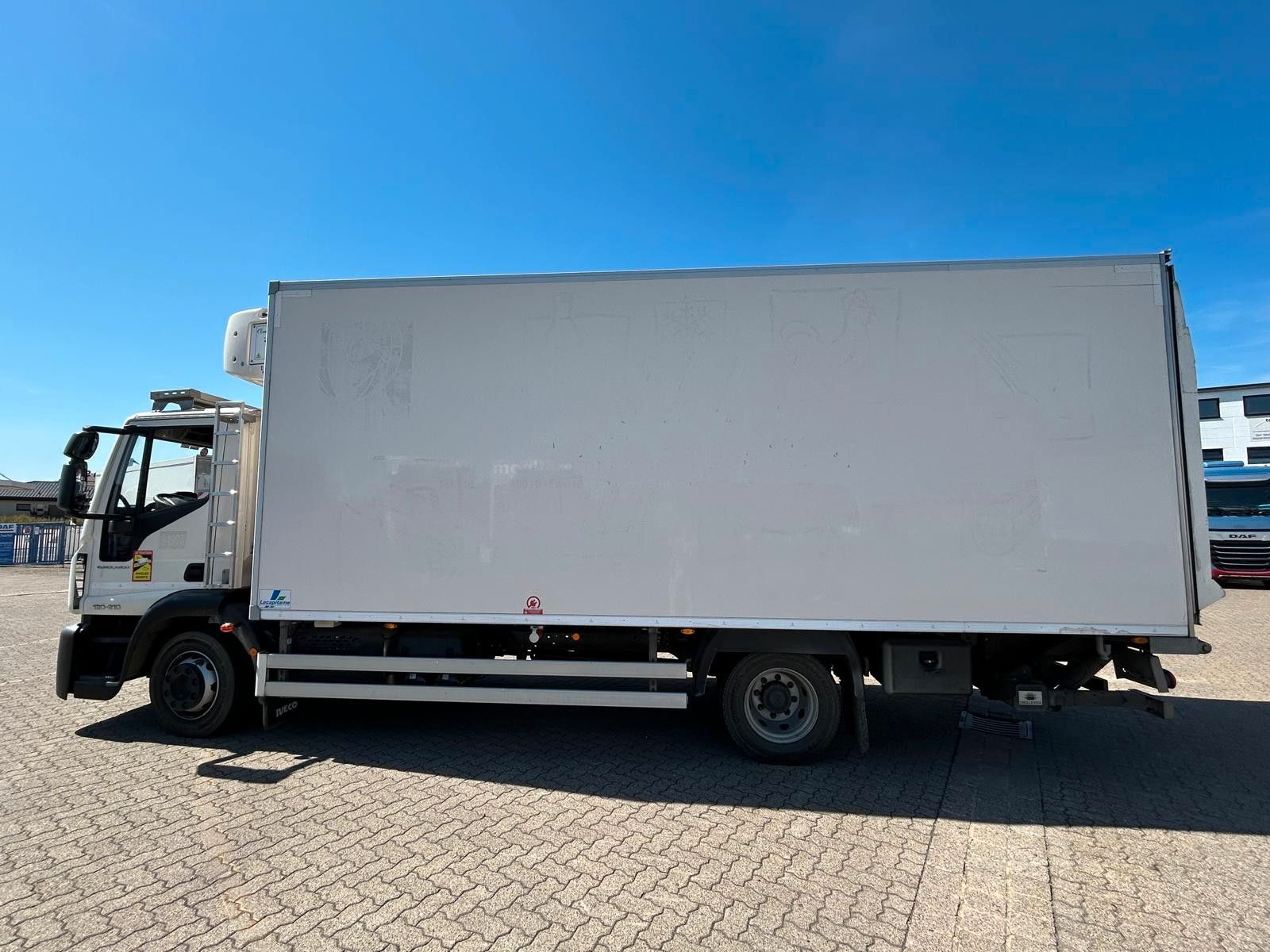 Fahrzeugabbildung Iveco EuroCargo 120 El 210L Carrier Supra