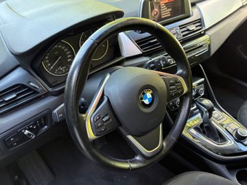 BMW 218 - 8
