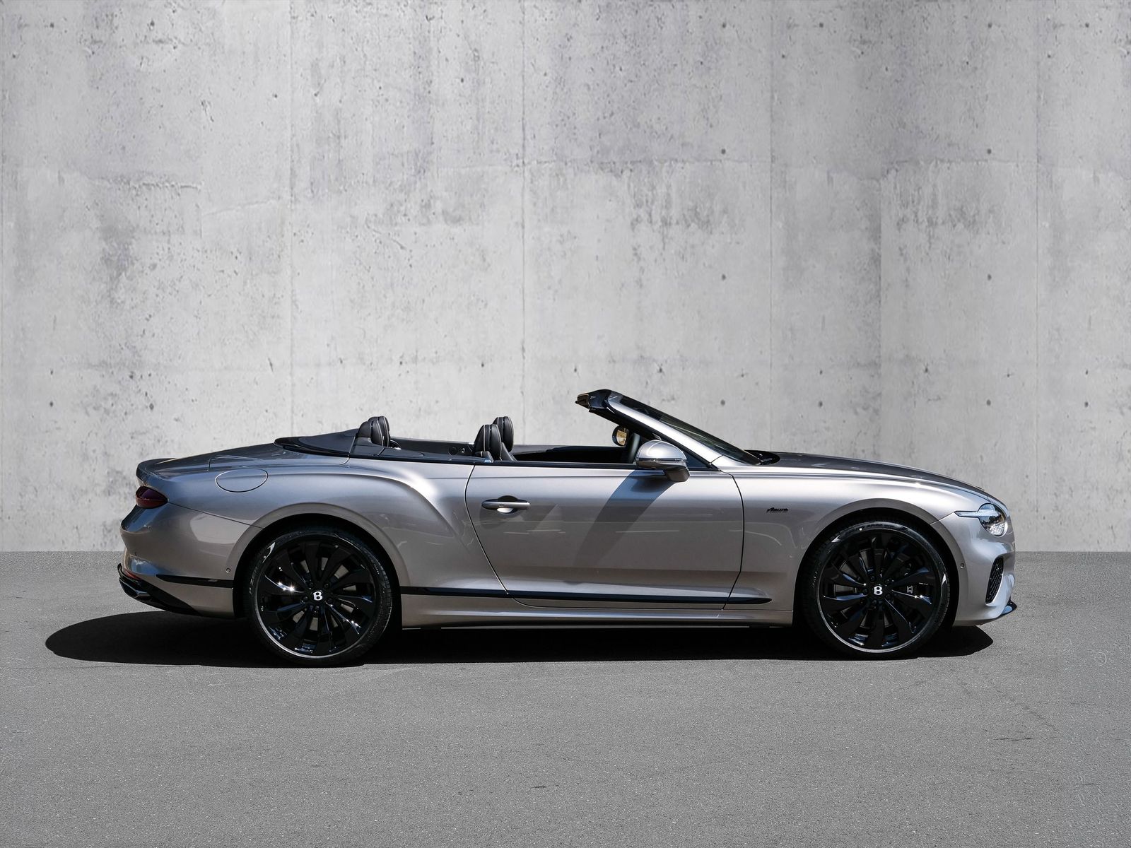 Bentley Continental GTC Azure Blackline, Bang & Olufsen, imagem 2