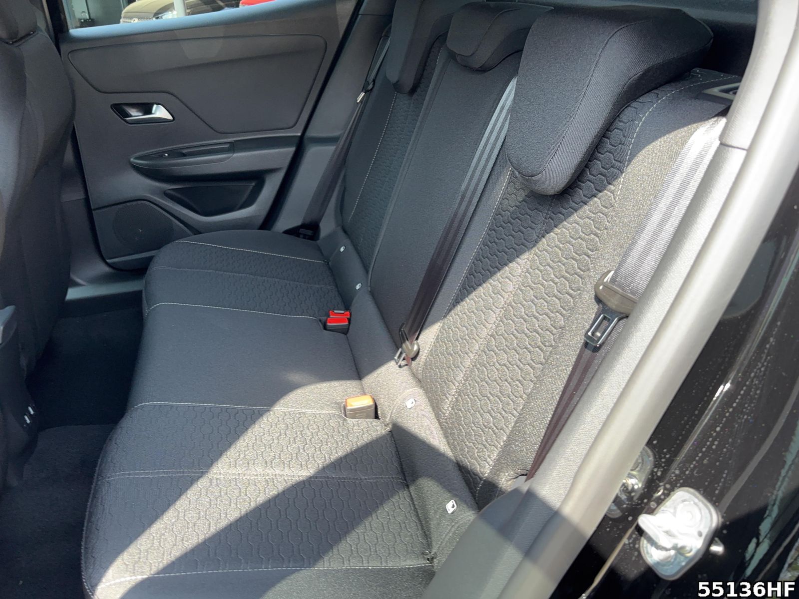 Fahrzeugabbildung Opel Mokka B Edition 131 PS AT