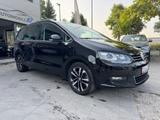 Volkswagen Sharan IQ.DRIVE  *NAVI/STHZ/7-SITZER* - mit Diesel-Antrieb: Schwarz, Soundsystem
