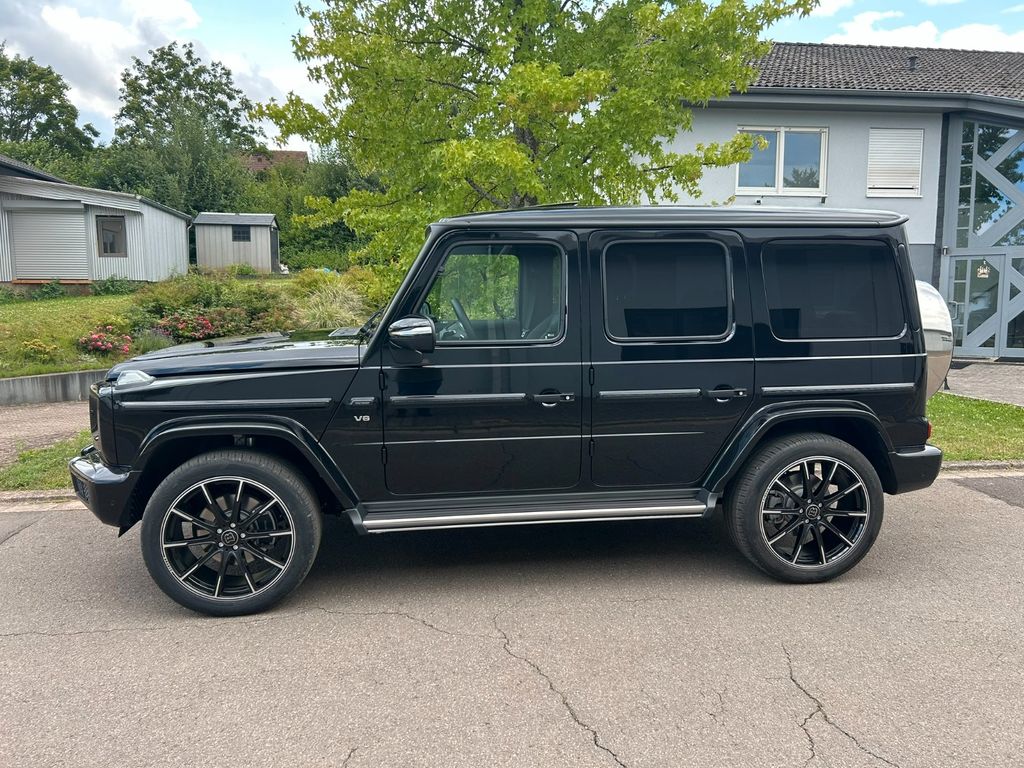 Mercedes-Benz G 500