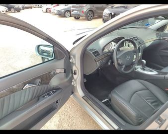 Mercedes E 280 - 12