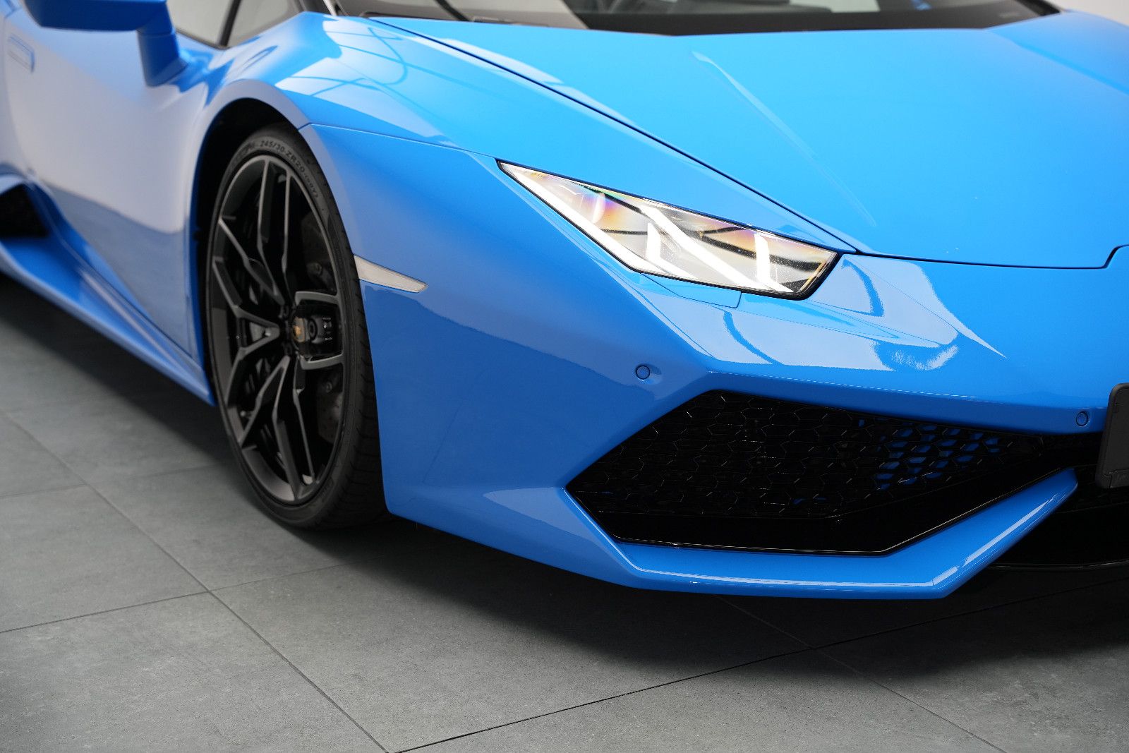 Fahrzeugabbildung Lamborghini Huracán/SPYDER/LIFT/KAMERA/LP610/KERAMIK/