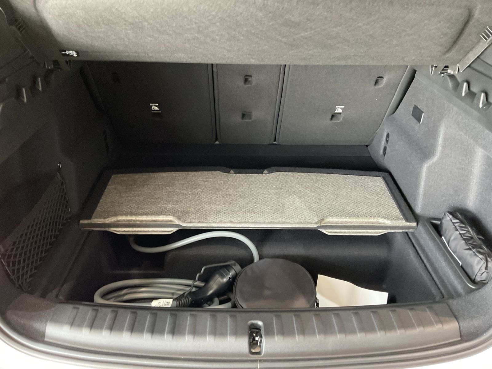 Fahrzeugeinzelansicht 15 Fahrzeugabbildung BMW iX1 eDrive20 |Head-Up Displ. |AHK |elektr. Heckk