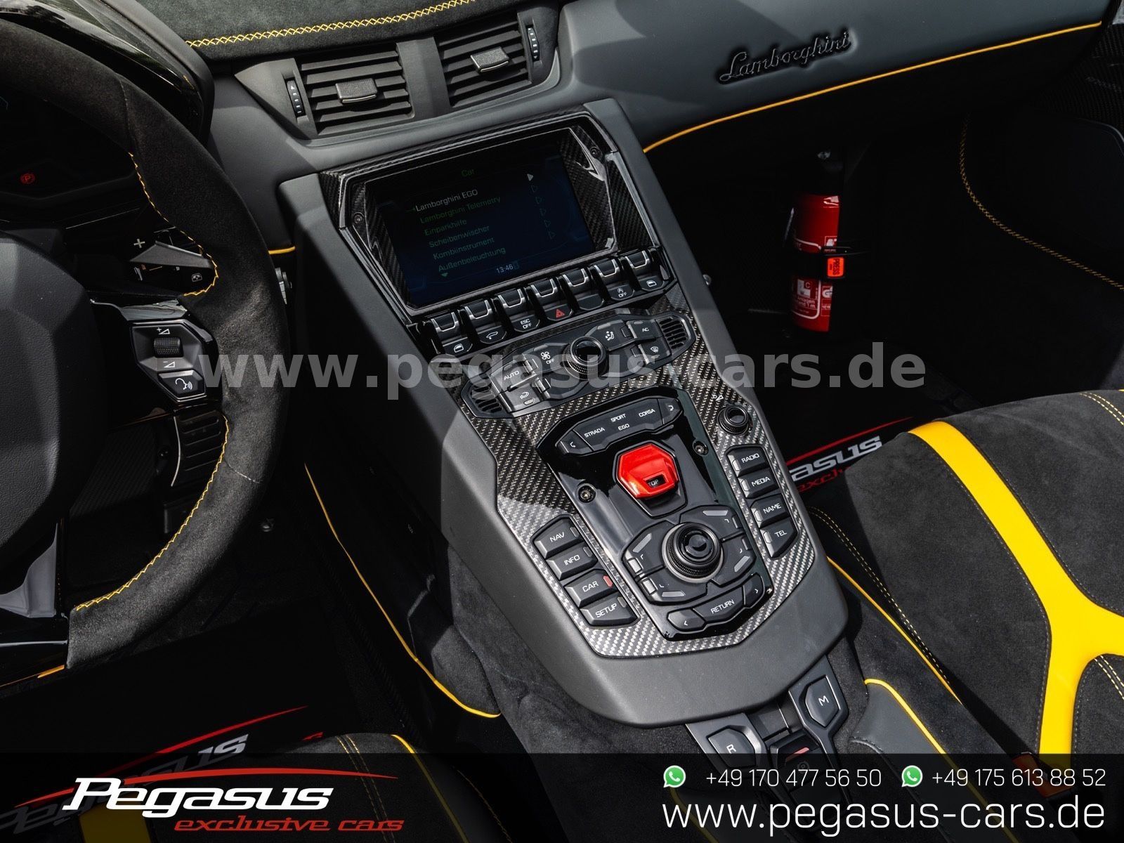 LAMBORGHINI Aventador - 40