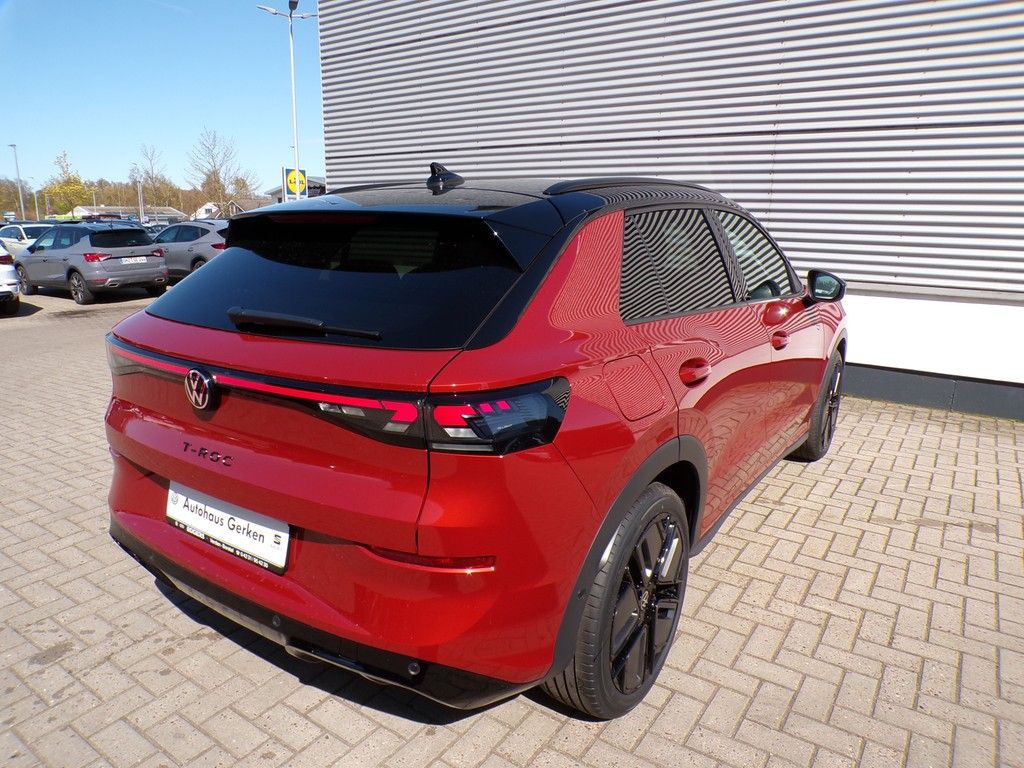 Fahrzeugabbildung Volkswagen T-Roc R-Line 1.5 l eTSI DSG Pano*Keyless*AHK*IQ