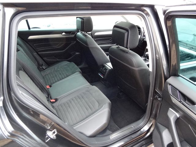 Fahrzeugabbildung Volkswagen Passat Variant/R-Line/Virtual/Pano/Navi/LED/AHK/