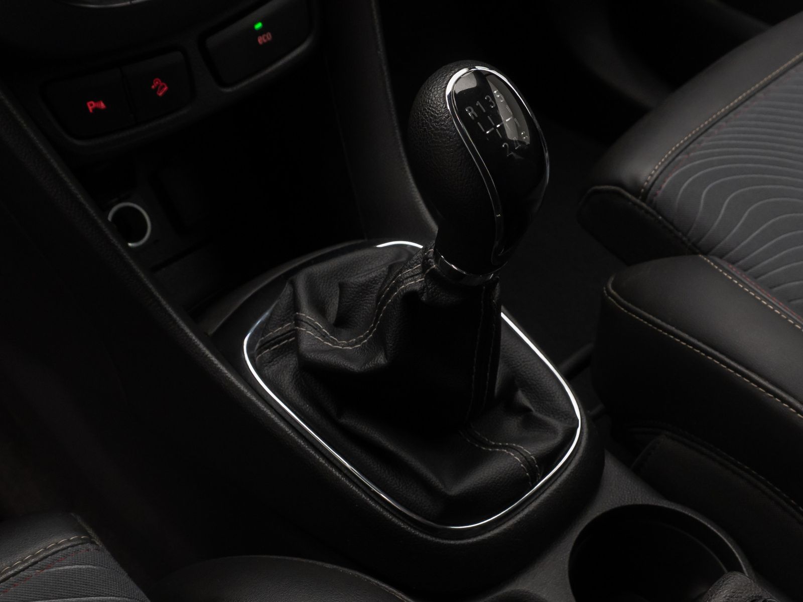 Fahrzeugabbildung Opel Mokka Innovation Kamera Navi Bi-Xenon Tempomat