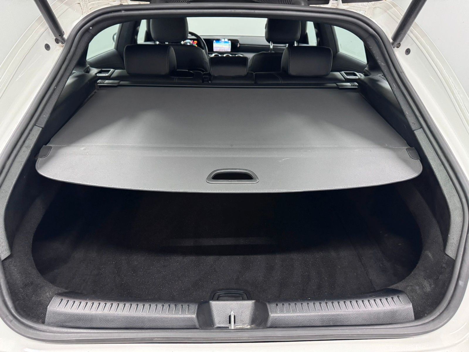 Fahrzeugabbildung Mercedes-Benz CLA 200 d 4MATIC SB  *PROGRESSIVE*DISTRO*LED*